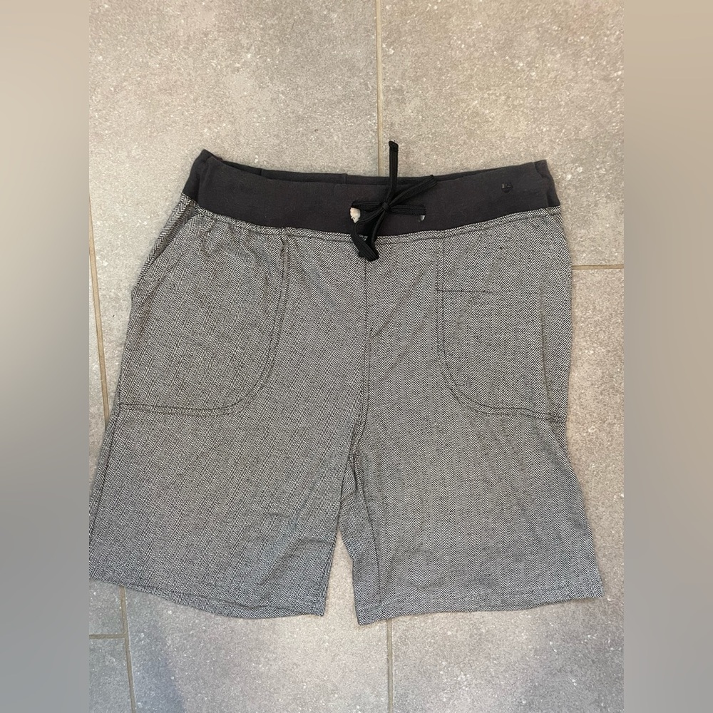 RBX Drawstring Sleepwear Size L Black Shorts.